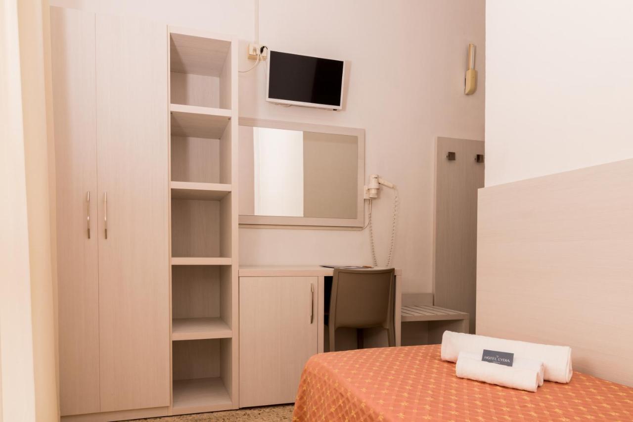 Hotel Lydia تّشيرفييا المظهر الخارجي الصورة