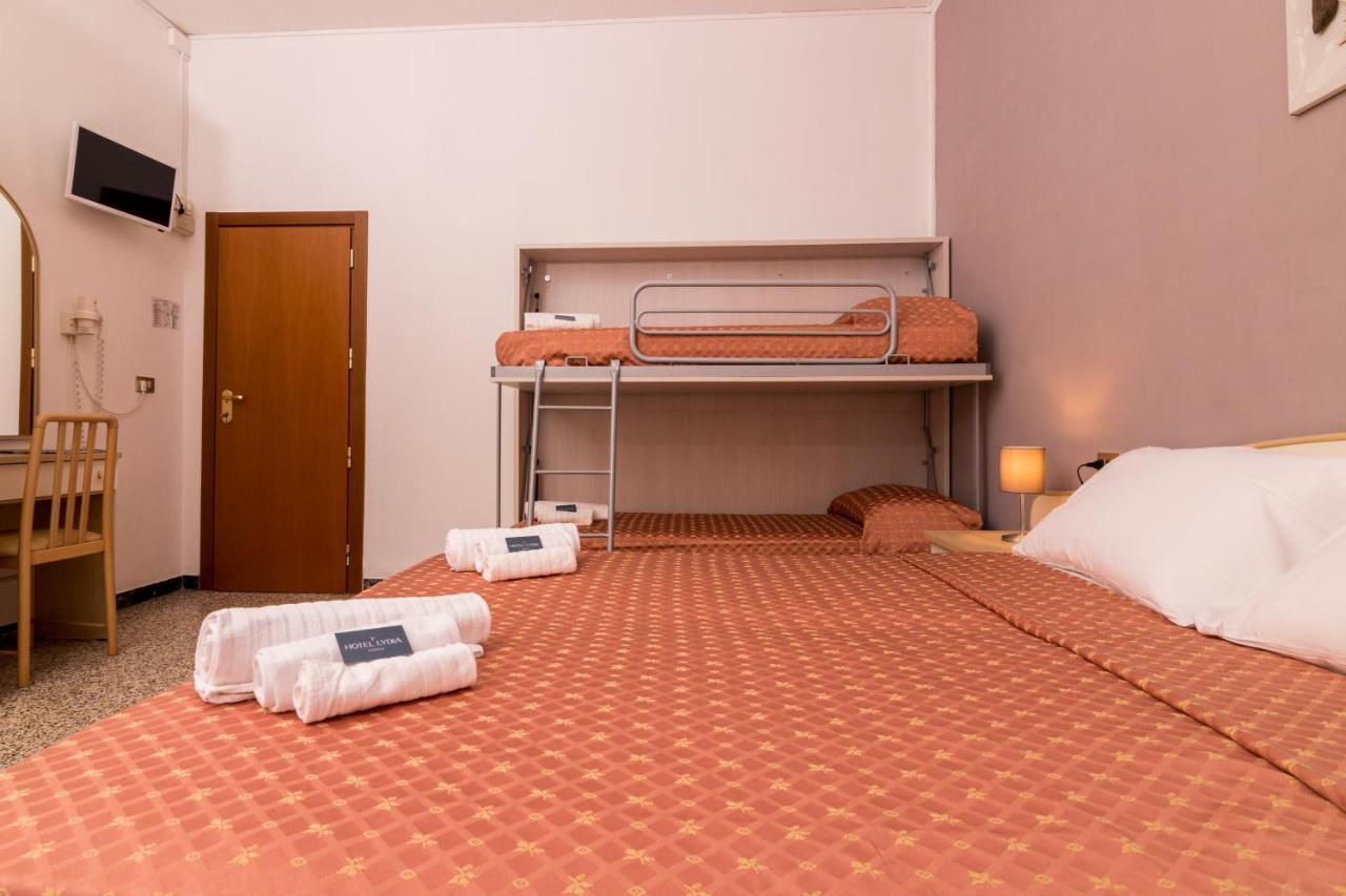 Hotel Lydia تّشيرفييا المظهر الخارجي الصورة